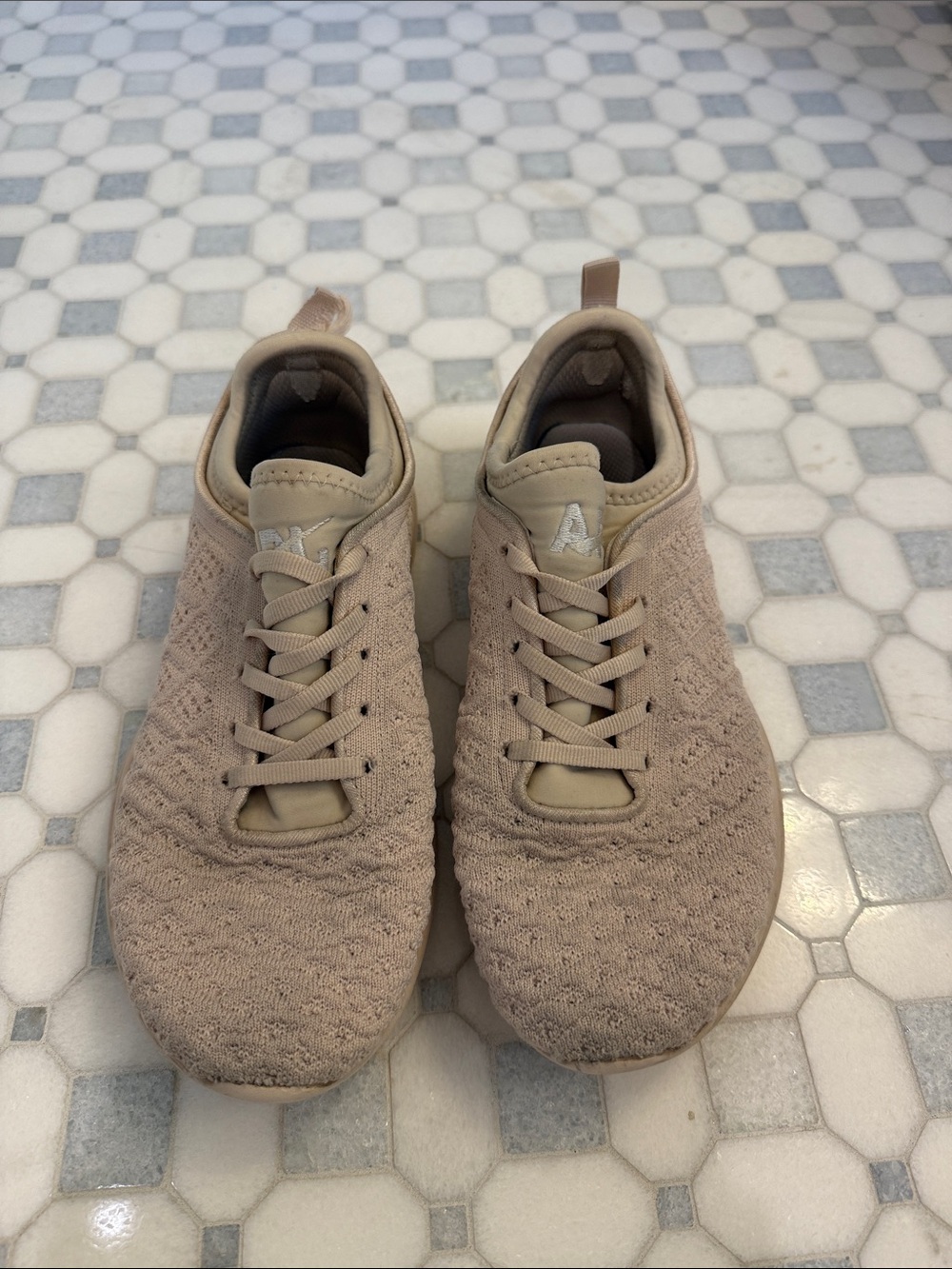APL Shoes